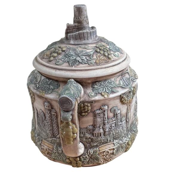 Vintage VTG Large Castle Style Ceramic Cookie Jar Small Chip Inside Lid - Picture 2 of 10